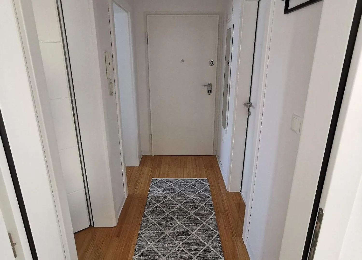 Mirano Apartment